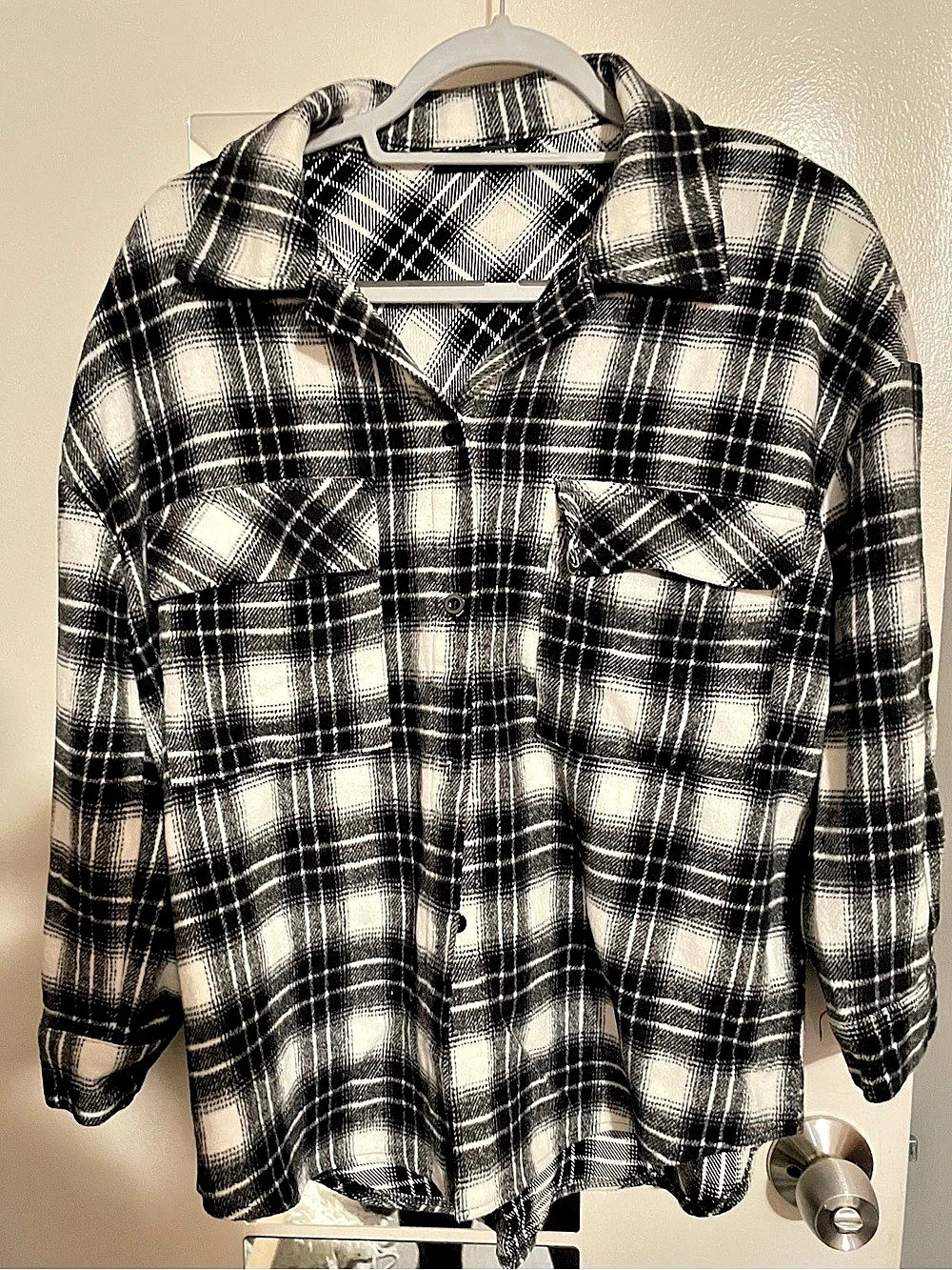 SHEIN Plaid Flannel Shacket Shirt Jacket in Black & White Size Small 4 women’s